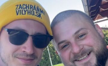 FOTO: Košičan Richard putuje naprieč Slovenskom, aby zachránil syna