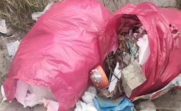 FOTO: Odpad pri cestách sa na dolnom Zemplíne stal bežnou súčasťou premávky