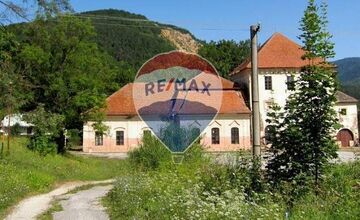 FOTO: Kaštiele na predaj v Košickom kraji