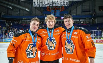 FOTO: Košickí hokejisti ukončili play-off bronzovou medailou