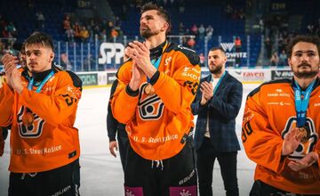 FOTO: Košickí hokejisti ukončili play-off bronzovou medailou