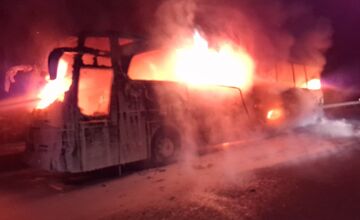 FOTO: Požiar autobusu na Dargove