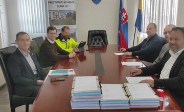 FOTO: Na košickom Luníku 9 začínajú s výstavbou bytov