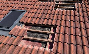 FOTO: Hasiči z Košíc a Bidoviec pomáhali cez víkend hasič požiar rodinného domu