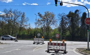 FOTO: Zmena dopravného značenia na Jazere