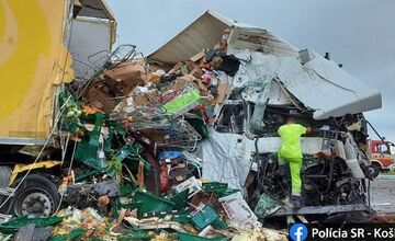 FOTO: Tragické dopravného nehody pred Turňou nad Bodvou