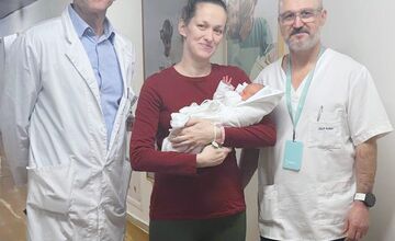 FOTO: Košickí lekári odviedli unikátny pôrod